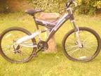 SHOCKWAVE MOUNTAIN bike. ,  shockwave xt 900. 26