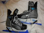 Nike bauer supreme 11 ice skates in size 8